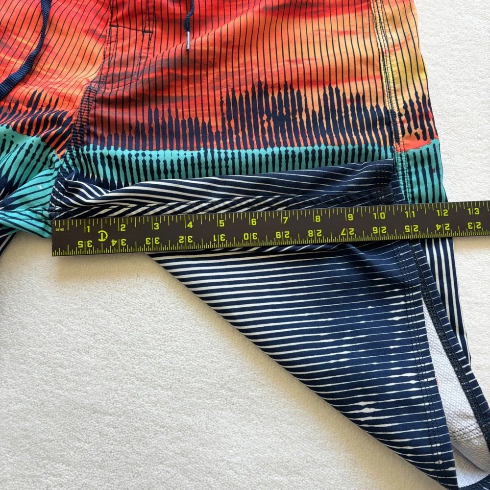 Quiksilver Foundation Board Shorts Men‎ 32 Multicolor Sunset Stripe AQYBS00019